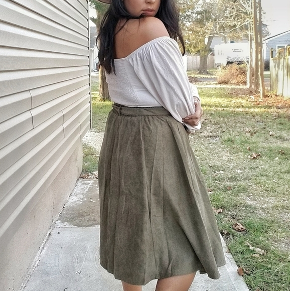 SWEETEST THING OLIVE GREEN MIDI SKIRT - Picture 3 of 16